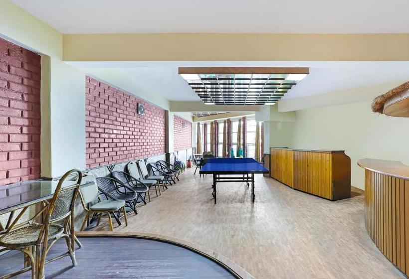 Отель Summit Newa Regency