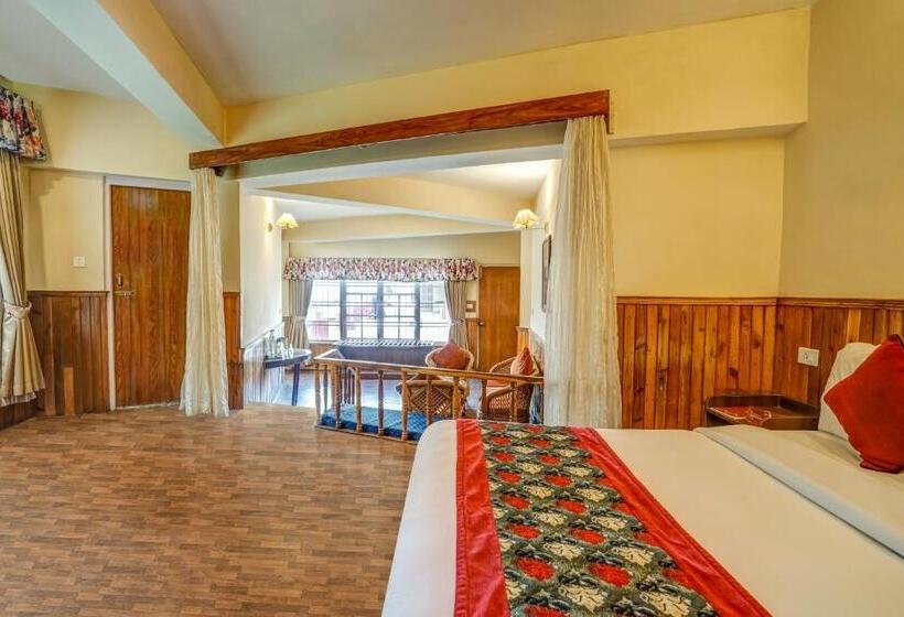 Отель Summit Newa Regency