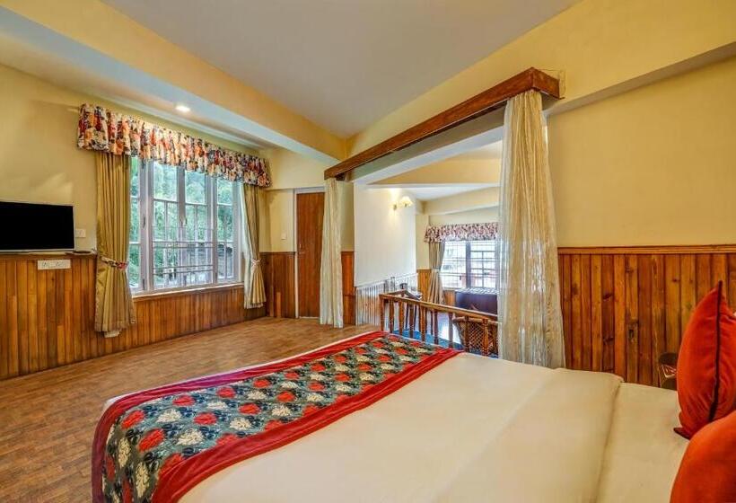 Отель Summit Newa Regency