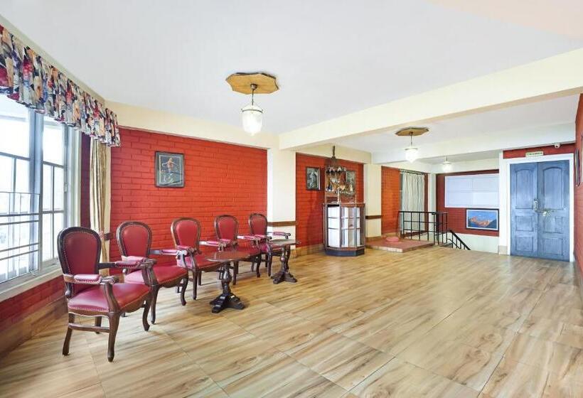 Отель Summit Newa Regency