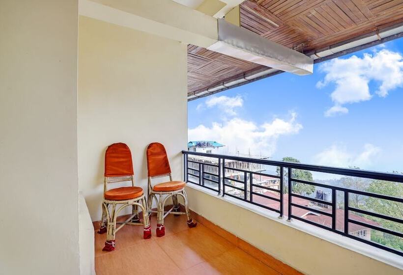 Отель Summit Newa Regency