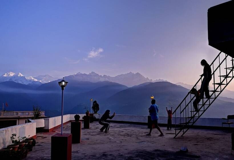 Отель Summit Newa Regency