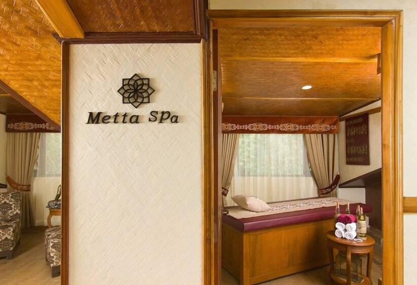 Отель Summit Newa Regency