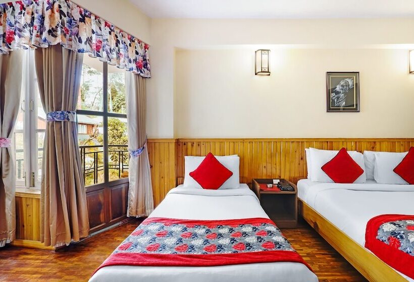 Отель Summit Newa Regency