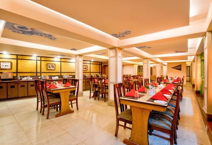 Summit Ttakshang Residency Hotel & Spa Mg Marg