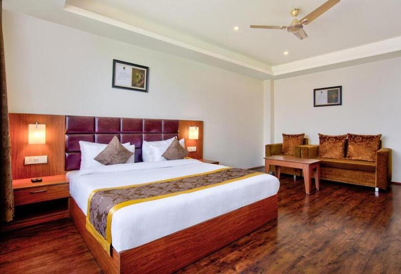 Summit Ttakshang Residency Hotel & Spa Mg Marg