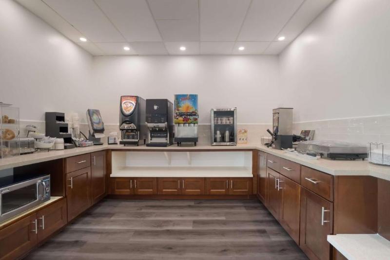 Surestay Plus Hotel By Best Western Upland   Ontario North