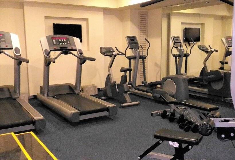 בית מלון כפרי Taj Tristar