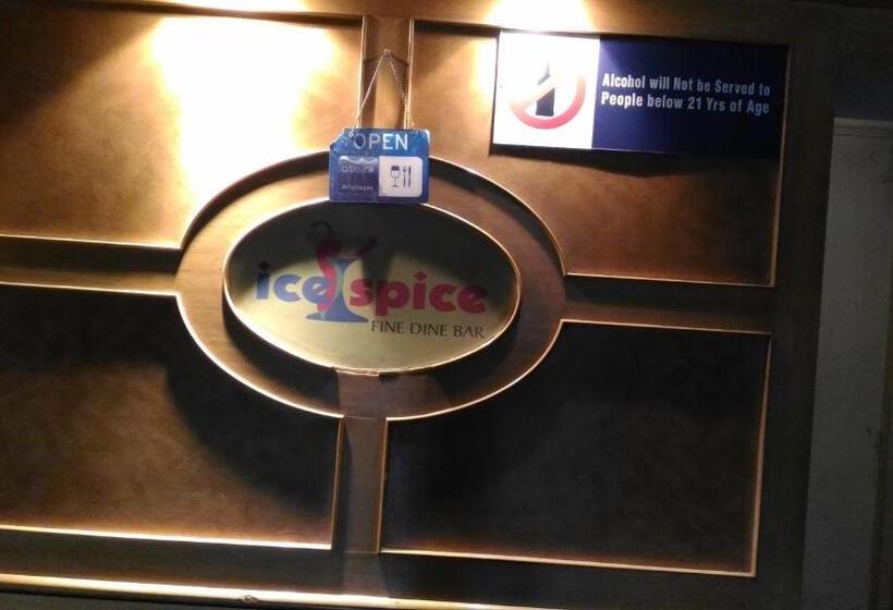 בית מלון כפרי Taj Tristar