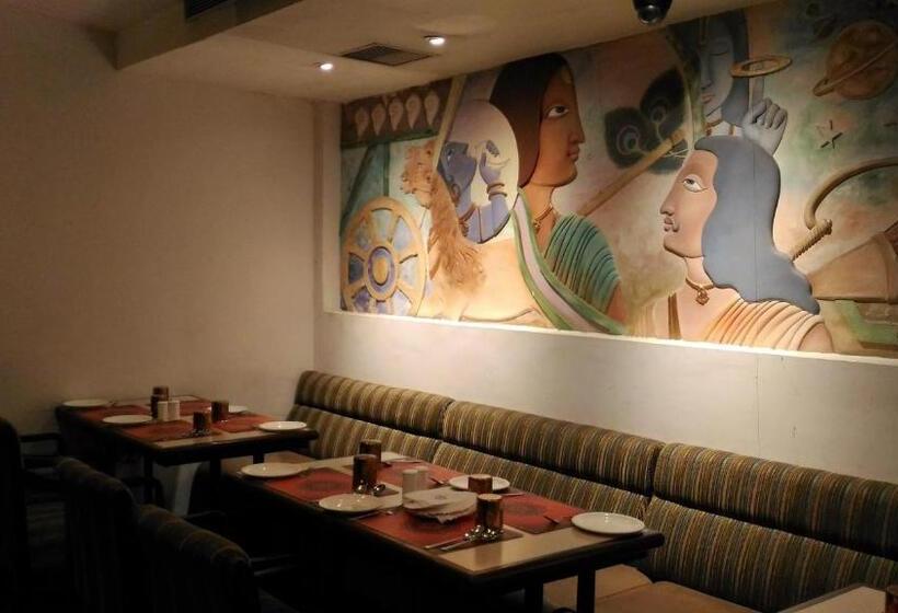 בית מלון כפרי Taj Tristar