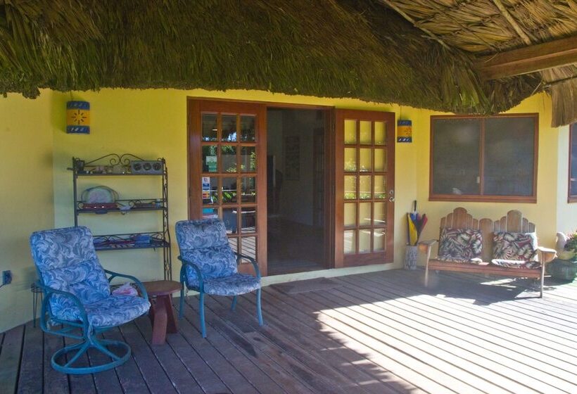 فندق Tanager Rainforest Lodge