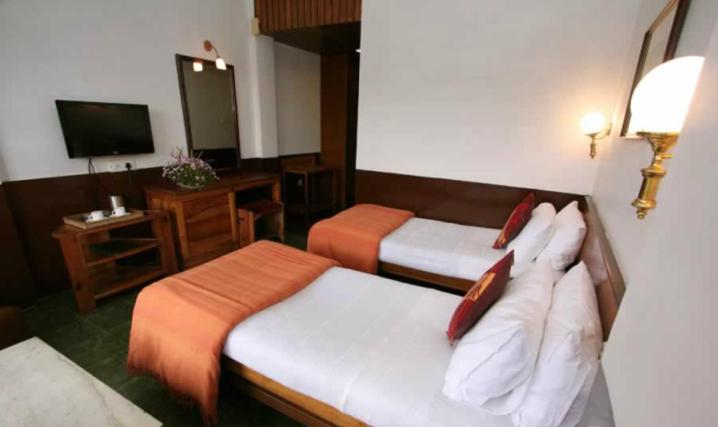 בית מלון כפרי Centre Point