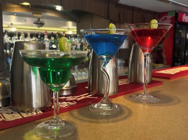 호텔 The Ocean Pearl