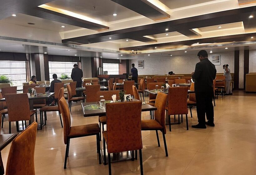 호텔 The Ocean Pearl