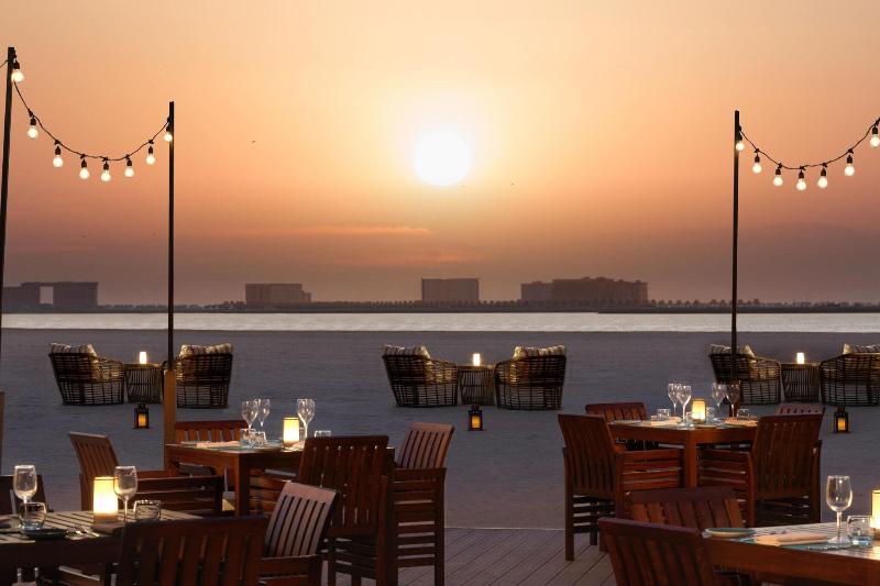هتل The Ritzcarlton Ras Al Khaimah, Al Hamra Beach