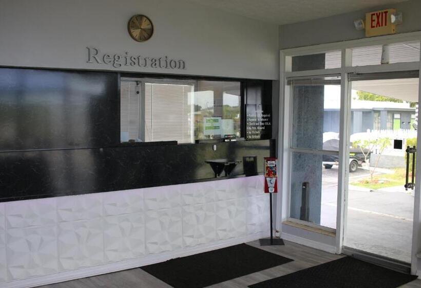 فندق Travel Inn Fort Pierce