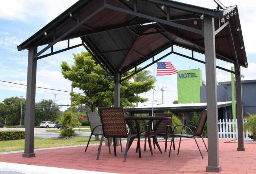 فندق Travel Inn Fort Pierce