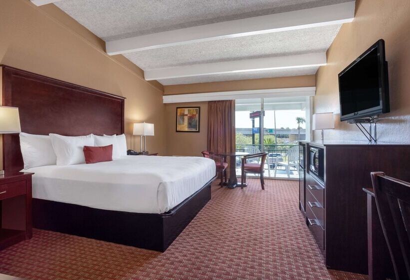 فندق Travelodge By Wyndham Lakeland