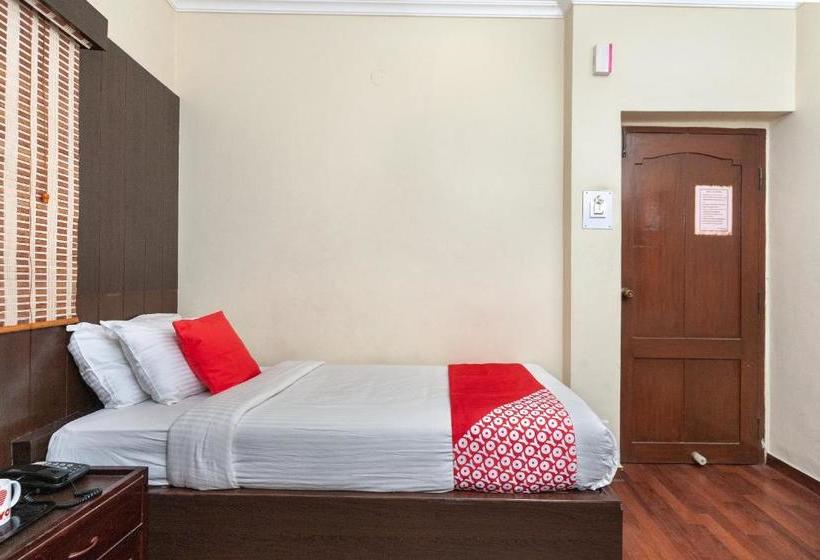 Hotel Treebo Trend Lake View Park Chennai