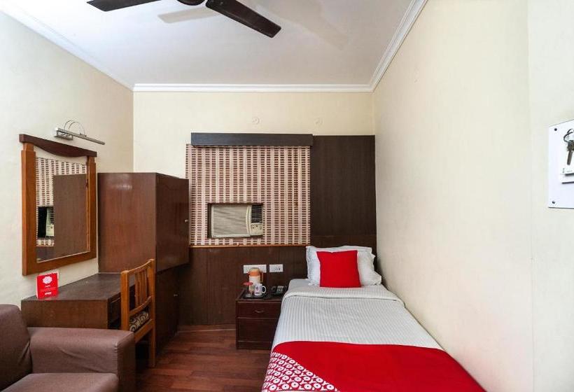 Hotelli Treebo Trend Lake View Park Chennai