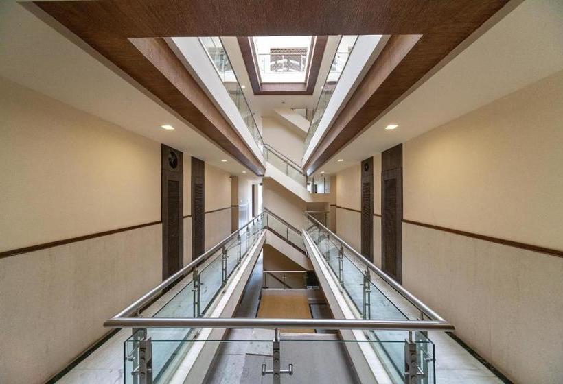 Hotelli Treebo Trend Lake View Park Chennai