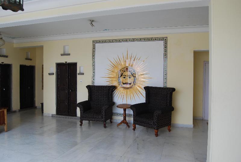 Отель Udaigarh   Udaipur