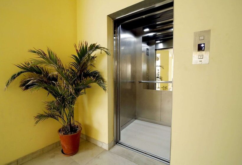 Отель Udaigarh   Udaipur