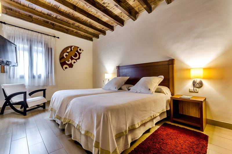 ホテル Yit Abentofail