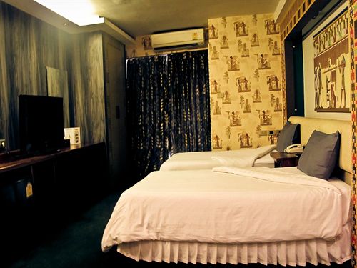 Отель Capital O 746 Luxor