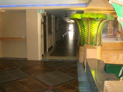 Отель Capital O 746 Luxor