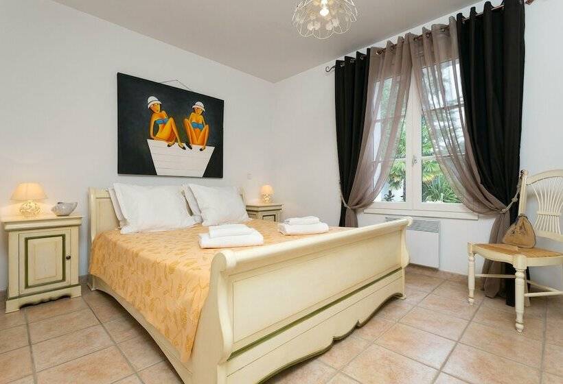 Madame Vacances Le Domaine De Vertmarines