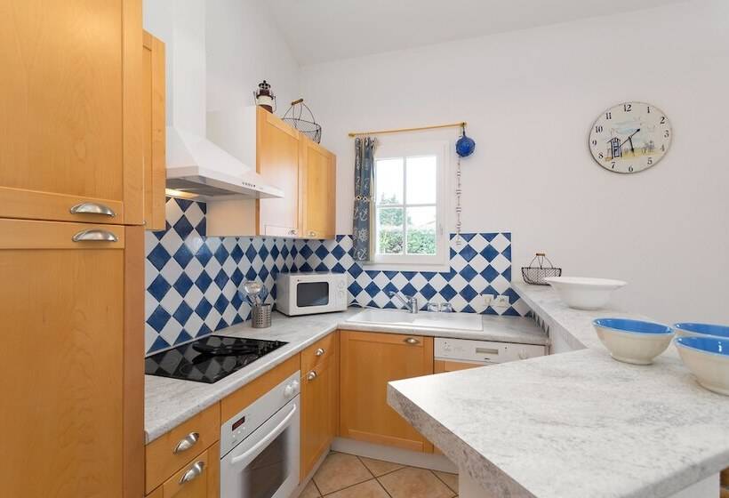 Madame Vacances Le Domaine De Vertmarines