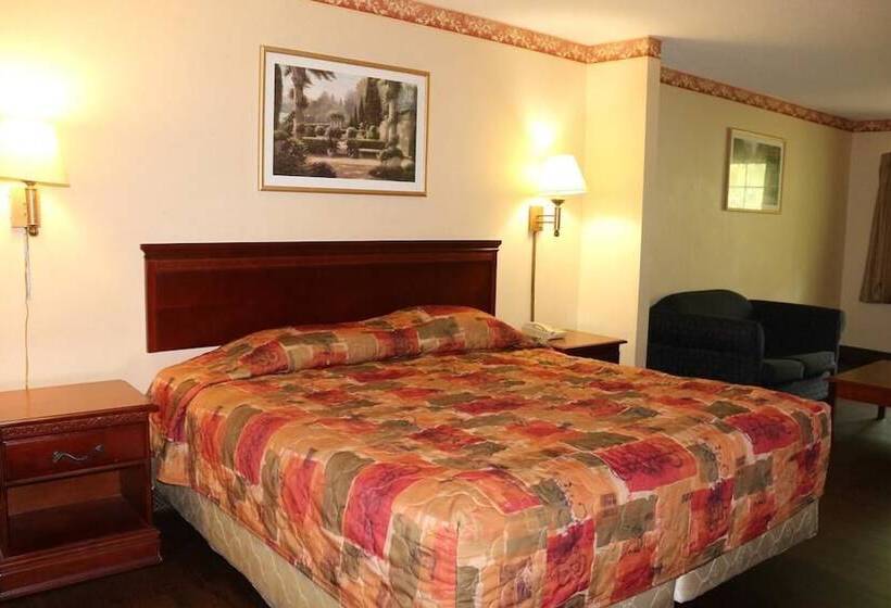 Magnolia Bay Hotel & Suites