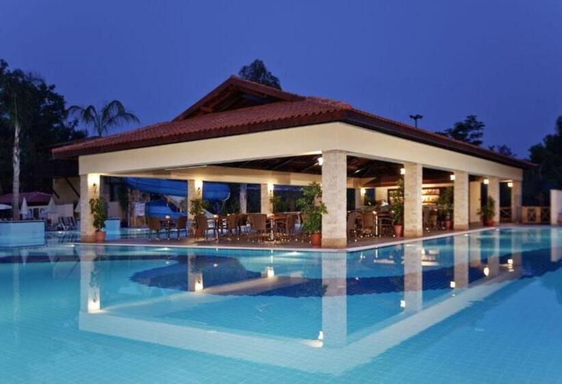 리조트 Champion Holiday Village