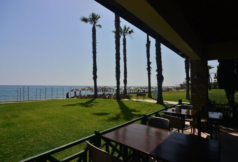 리조트 Champion Holiday Village