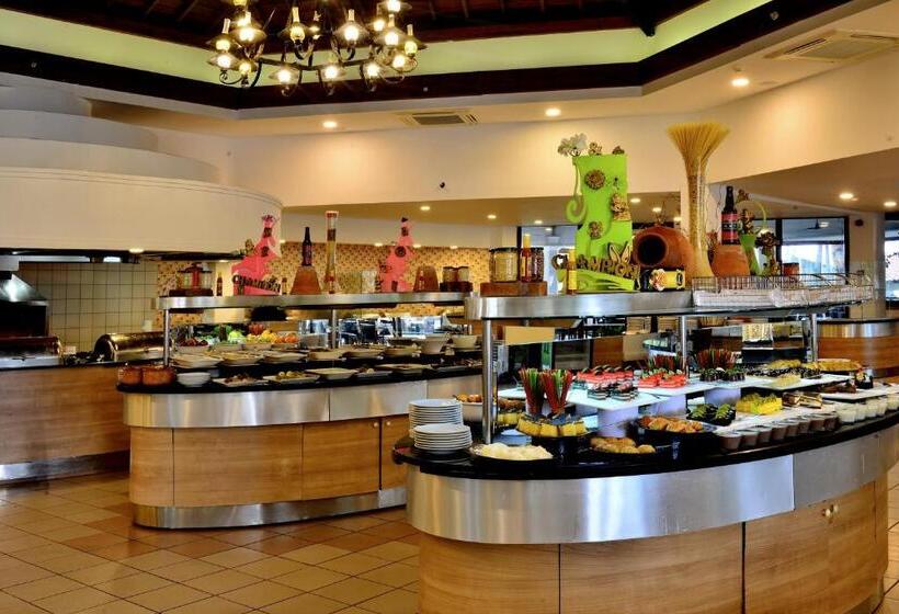 استراحتگاه Champion Holiday Village