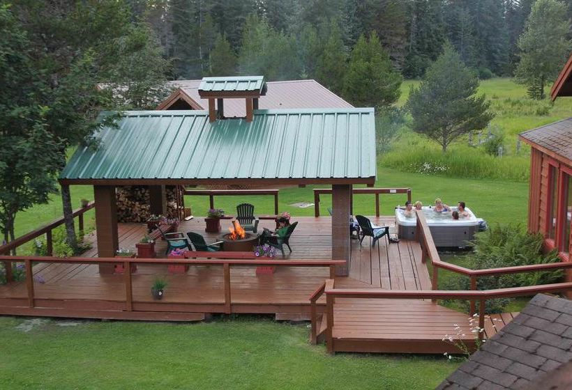 אתר נופש Glacier Bay Country Inn