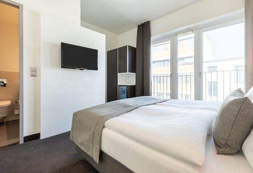 Garner Hotel Berlin Mitte, An Ihg