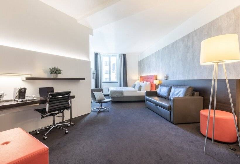 Garner Hotel Berlin Mitte, An Ihg