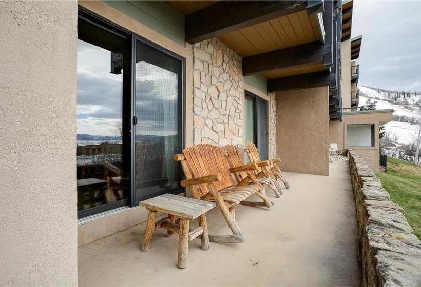 Storm Meadows Club A Condominiums  Ca111