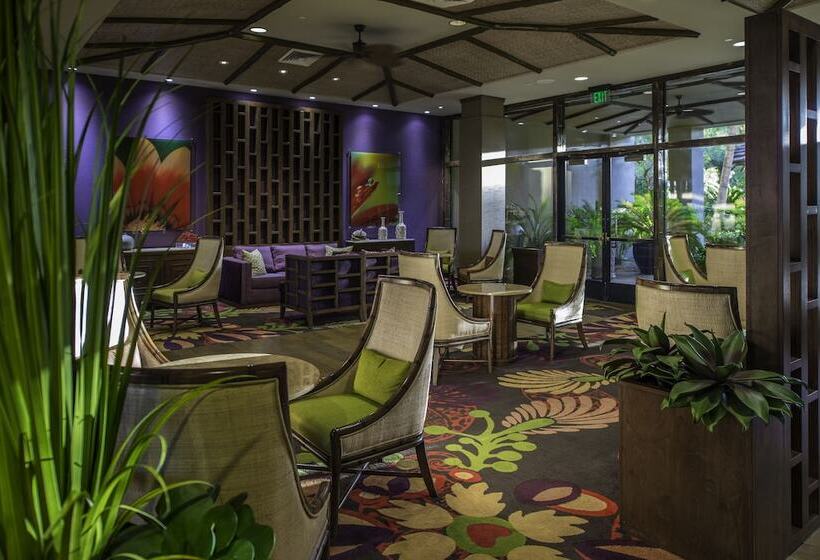 Tahiti Village Resort & Spa