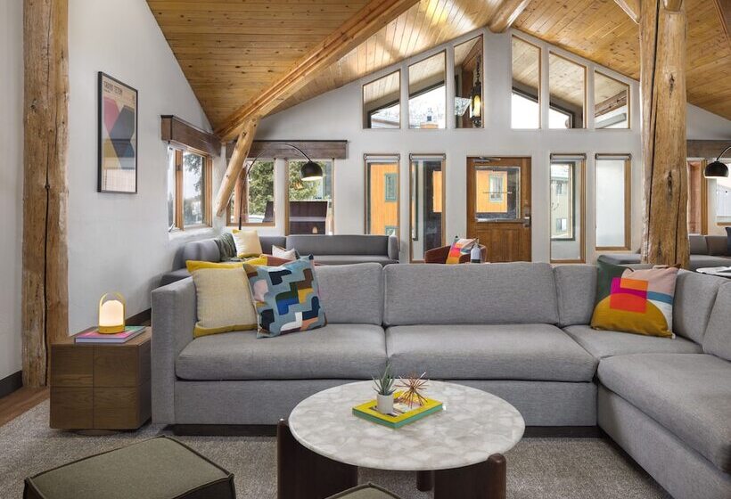 Teewinot Lodge By Grand Targhee Resort