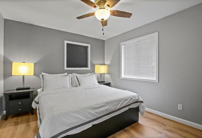 The Resort At Lake Of The Ozarks