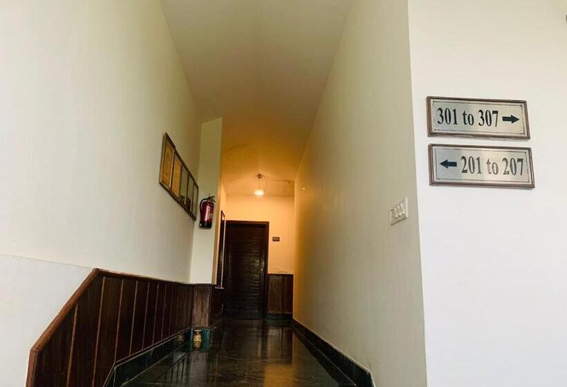 The Riverview Retreat Corbett By Leisure Hotels