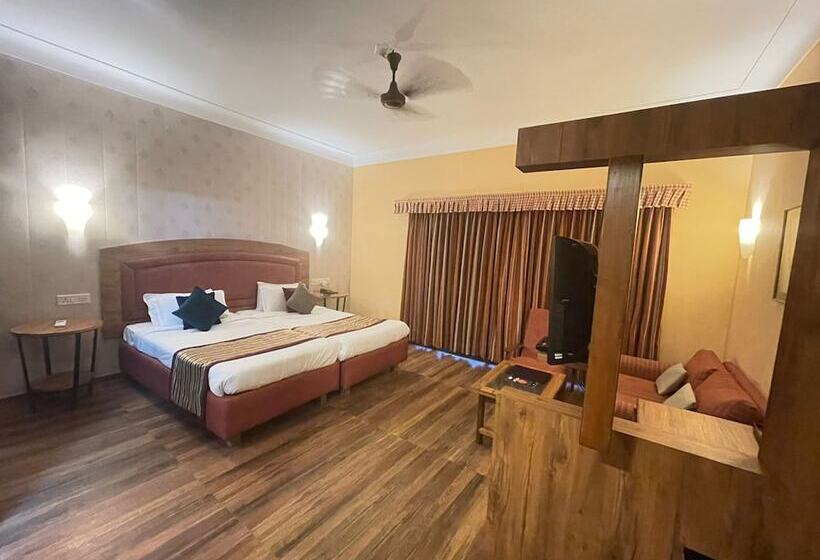 Cama Rajputana Club Resort, Mount Abu