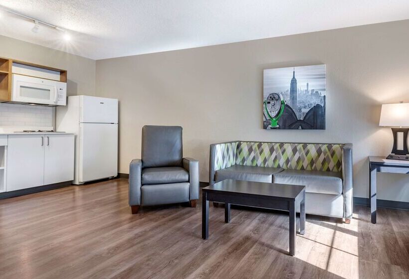 Extended Stay America Premier Suites  Charlotte  Pineville  Pineville Matthews Rd