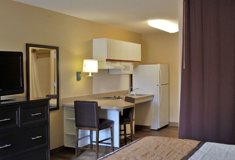 Extended Stay America Suites  Auburn Hills  University Drive