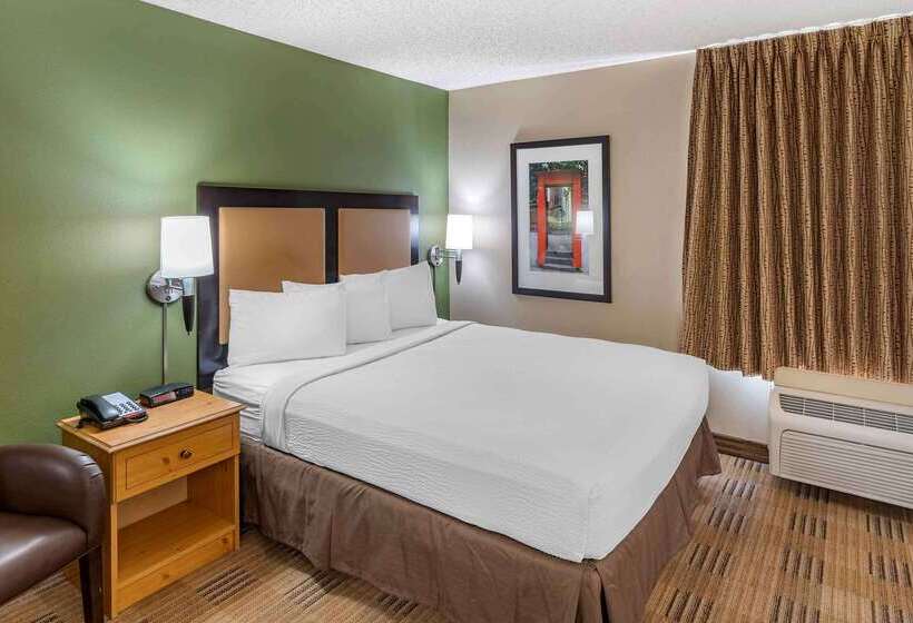Extended Stay America Suites  Auburn Hills  University Drive