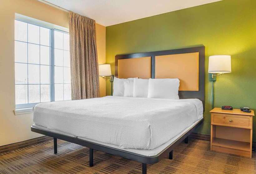Extended Stay America Suites  Auburn Hills  University Drive