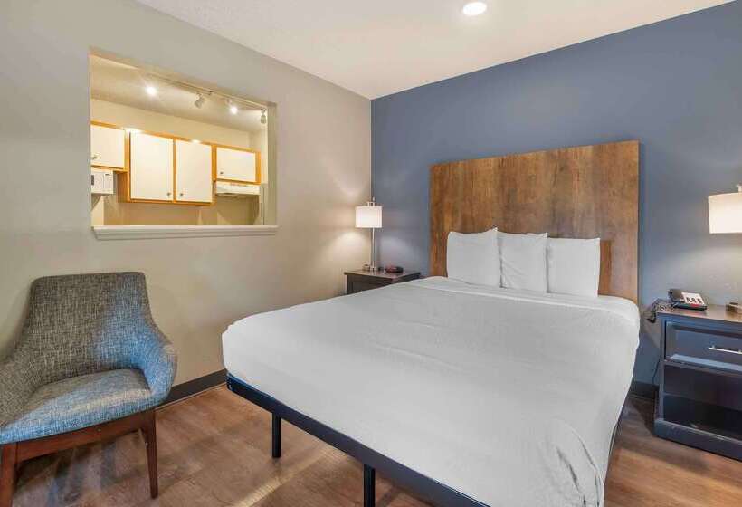 Extended Stay America Select Suites Charlotte University E